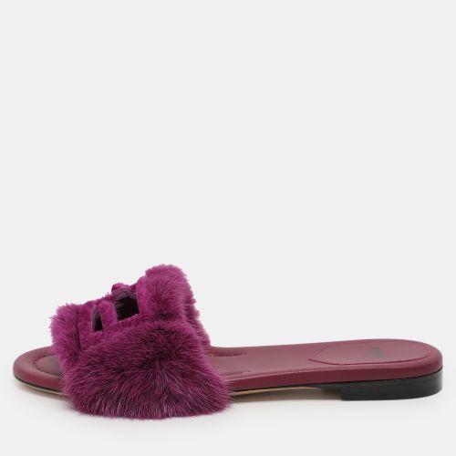 Fendi Purple Mink Fur Baguette Slide Sandals Size 37 - Fendi - Modalova