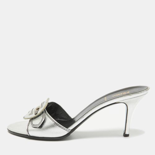 Fendi Silver Leather B Buckle Slide Sandals Size 39.5 - Fendi - Modalova