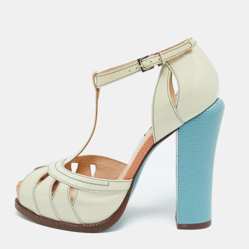 Fendi Off-white/Blue Patent Leather T-Strap Platform Sandals Size 36.5 - Fendi - Modalova