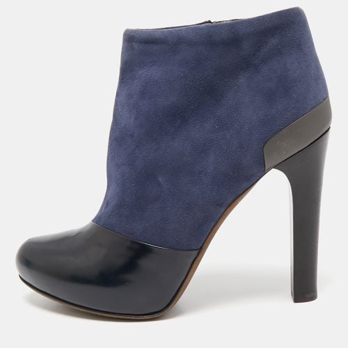 Blue Leather and Suede Ankle Length Boots Size 37.5 - Fendi - Modalova