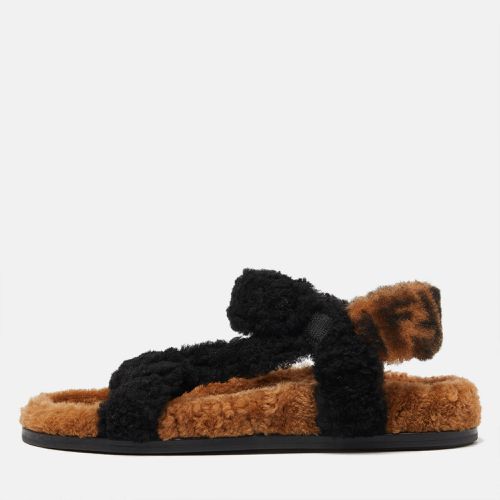 Fendi Brown/Black Shearling Fur Ankle Strap Flat Sandals Size 38 - Fendi - Modalova