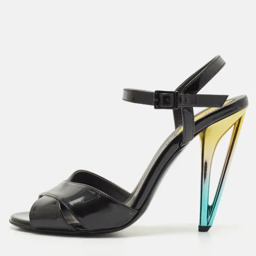 Fendi Black Patent Leather Ankle Strap Sandals Size 37.5 - Fendi - Modalova