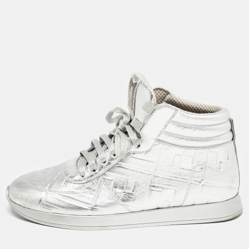 Fendi X Nicki Minaj Silver Laminated Leather High Top Sneakers 38.5 - Fendi - Modalova