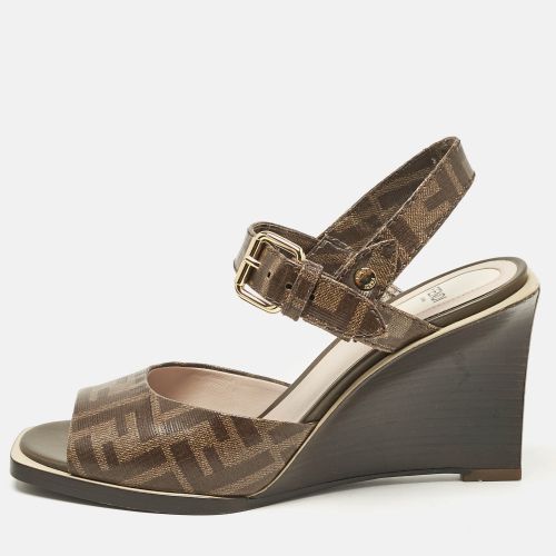 Fendi Brown Zucca Coated Canvas Motif Logo Wedge Ankle Strap Sandals Size 37 - Fendi - Modalova