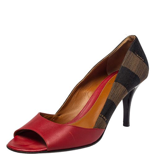 Fendi Red Leather And Brown Pequin Canvas Peep Toe Pumps Size 39.5 - Fendi - Modalova