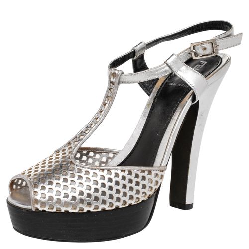 Fendi Metallic Silver Laser-Cut Leather T-Strap Peep Toe Platform Sandals Size 38.5 - Fendi - Modalova