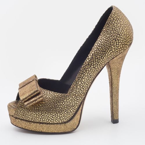 Fendi Metallic Gold Brocade Fabric Deco Peep Toe Bow Platform Pumps Size 37.5 - Fendi - Modalova