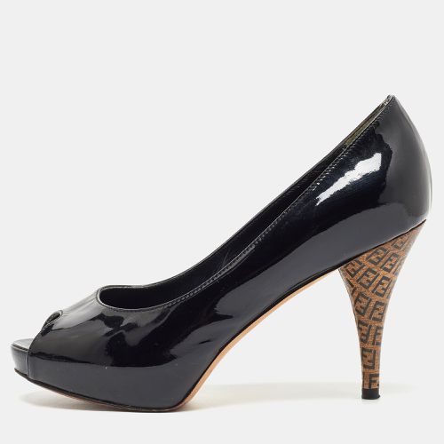 Fendi Black Patent Leather FF Heels Peep Toe Platform Pumps Size 35.5 - Fendi - Modalova