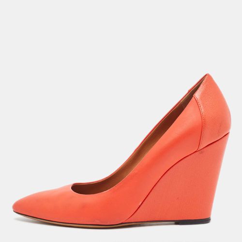 Fendi Orange Leather Wedge Pumps Size 38.5 - Fendi - Modalova