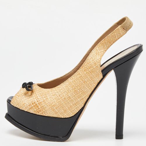 Fendi Yellow Beige/Black Woven Raffia and Patent Leather Fendista Bow Slingback Pumps Size 37 - Fendi - Modalova