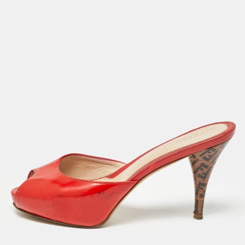 Fendi Red Patent Leather Zucca Heel Slide Sandals Size 36.5 - Fendi - Modalova