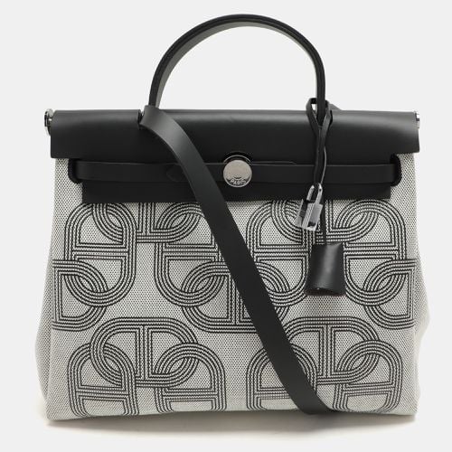 Hermes Noir/Ecru Vache Hunter and Circuit Toile H Plume Herbag Zip 31 Bag - Hermes - Modalova