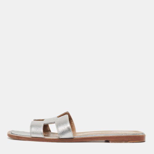 Sliver Leather Oran Flat Slides Size 39 - Hermes - Modalova