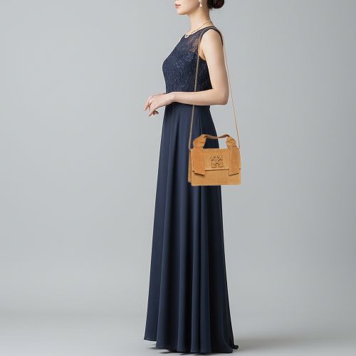 Jitney Suede Shoulder Bag - Off-White - Modalova