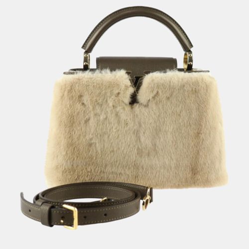 Louis Vuitton Beige Leather Mink Fur Capucines BB Top Handle Bags - Louis Vuitton - Modalova