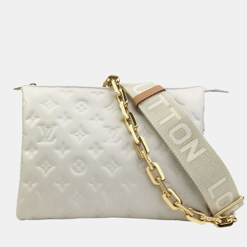 Louis Vuitton Cream Monogram Leather Coussin PM Shoulder Bag - Louis Vuitton - Modalova