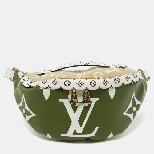 Louis Vuitton Khaki/Beige Monogram Giant Canvas Bumbag - Louis Vuitton - Modalova