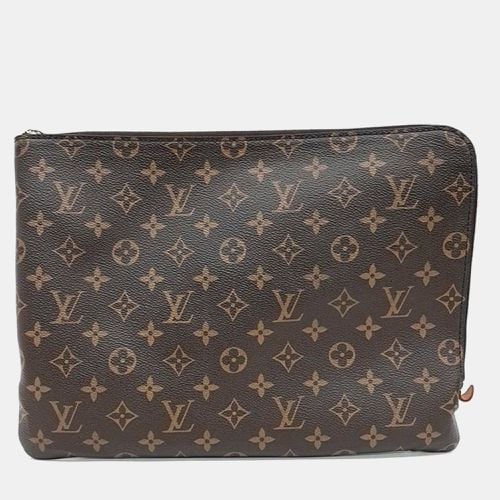 Louis Vuitton Etuille Voyage Clutch MM - Louis Vuitton - Modalova