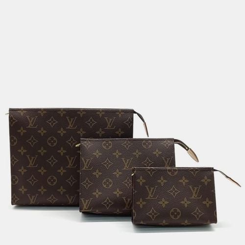 Louis Vuitton Trio Toilet bag - Louis Vuitton - Modalova