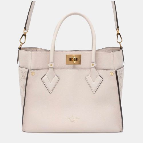 Louis Vuitton Beige Mahina On My Side Satchel Bag - Louis Vuitton - Modalova