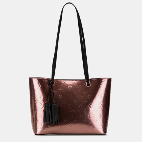 Louis Vuitton Metallic Monogram Vernis Long Beach PM Tote Bag - Louis Vuitton - Modalova