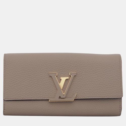 Louis Vuitton Taupe Leather Capucines Wallet - Louis Vuitton - Modalova