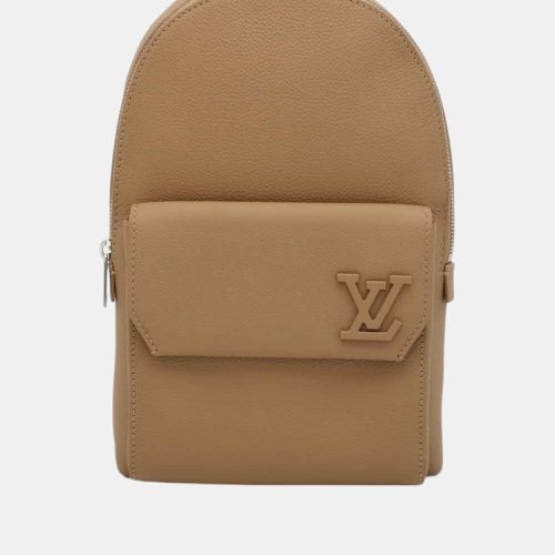 Louis Vuitton LV Aerogram Pilot Sling Bag Beige Taurillon Leather - Louis Vuitton - Modalova