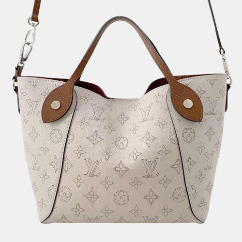 Louis Vuitton Greige Monogram Mahina Hina PM Handbag - Louis Vuitton - Modalova