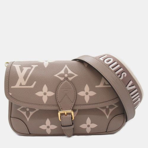 Louis Vuitton Leather Monogram Empreinte Gray Diane Shoulder Bag - Louis Vuitton - Modalova