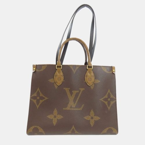 Louis Vuitton Giant Monogram Canvas OnTheGo MM Tote Bag - Louis Vuitton - Modalova