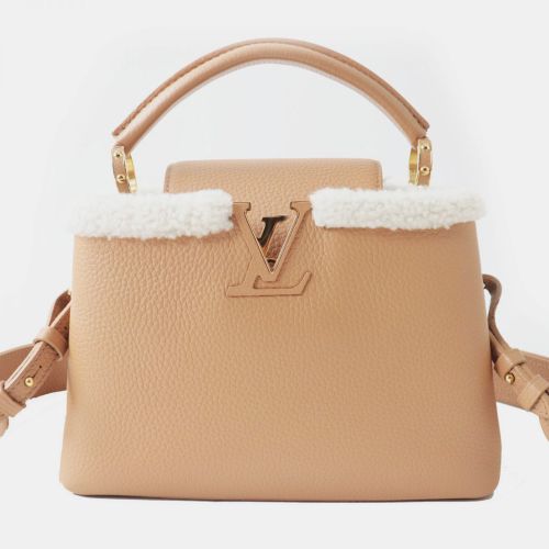 Louis Vuitton Beige Taurillon Leather and Shearling Capucines BB Handbag - Louis Vuitton - Modalova