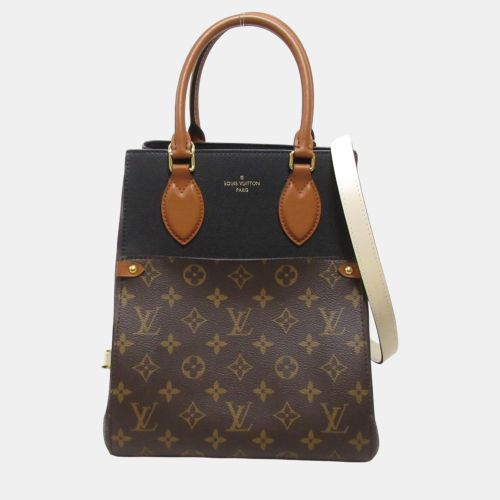 Coated Canvas Monogram Fold Tote MM Shoulder Bag - Louis Vuitton - Modalova