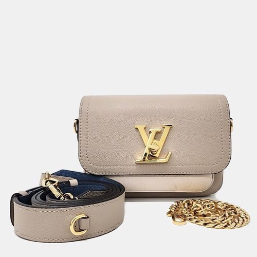 Louis Vuitton Beige Leather Lock Me Tender bag - Louis Vuitton - Modalova