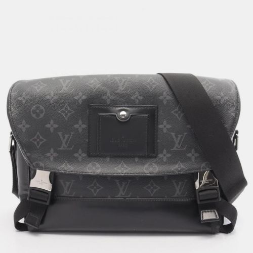 Louis Vuitton Messenger Voyage PM Black Monogram Eclipse Canvas Crossbody Bag - Louis Vuitton - Modalova