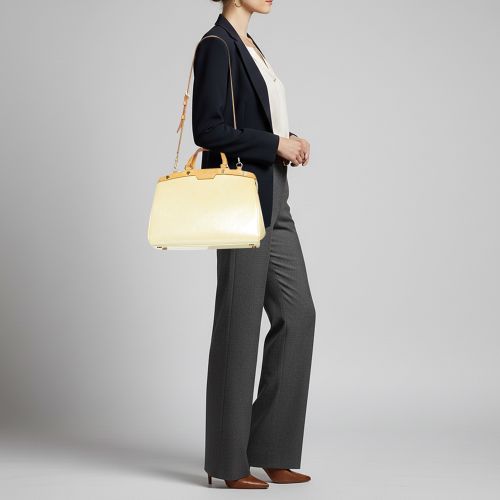 Brea MM Vert Impression Monogram Vernis Bag - Louis Vuitton - Modalova