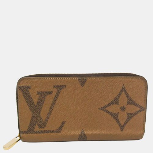 Monogram Giant Reverse Monogram Canvas Zippy Long Wallet - Louis Vuitton - Modalova