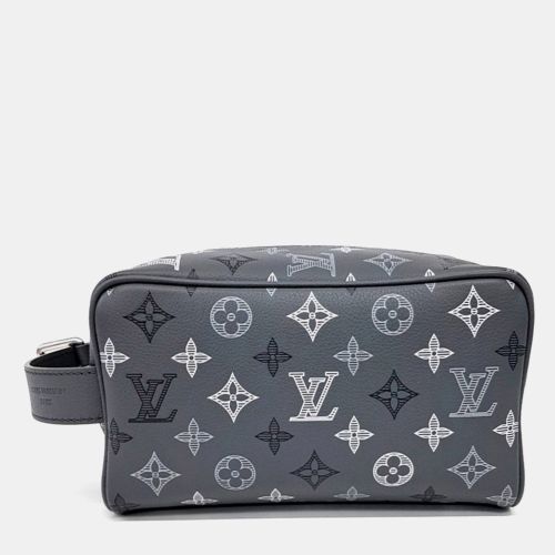 Rocker Dope Kit Pouch Monogram Eclipse Reverse Canvas Toiletry Bag - Louis Vuitton - Modalova