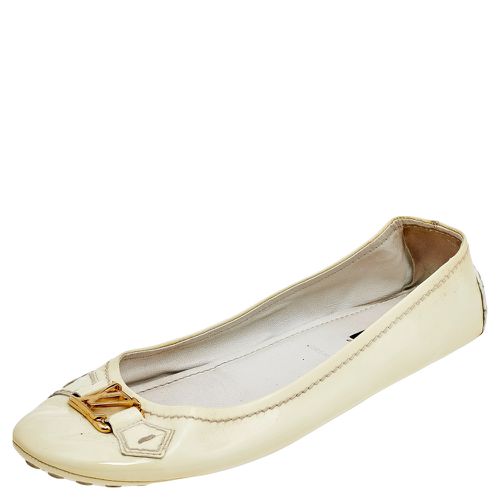 Louis Vuitton Cream Patent Leather Oxford Ballet Flats Size 39.5 - Louis Vuitton - Modalova