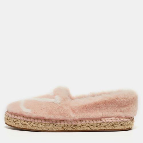 Louis Vuitton Pink/White Faux Fur Seashore Espadrille Flats Size 36 - Louis Vuitton - Modalova