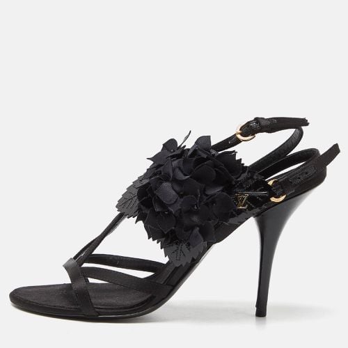 Louis Vuitton Black Satin and Patent Leather Flower Embellished Ankle Strap Sandals Size 38.5 - Louis Vuitton - Modalova