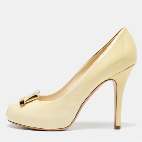 Louis Vuitton Light Yellow Patent Leather Platform Peep Toe Pumps Size 37 - Louis Vuitton - Modalova