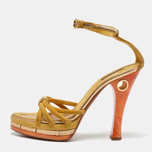 Louis Vuitton Yellow Suede Cleo Pompeii Platform Ankle Strap Sandals Size 40 - Louis Vuitton - Modalova