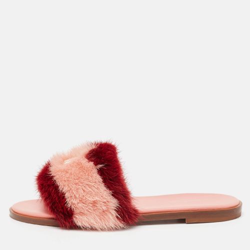 Red Mink Fur Lock It Flat Slide Sandals Size 37 - Louis Vuitton - Modalova