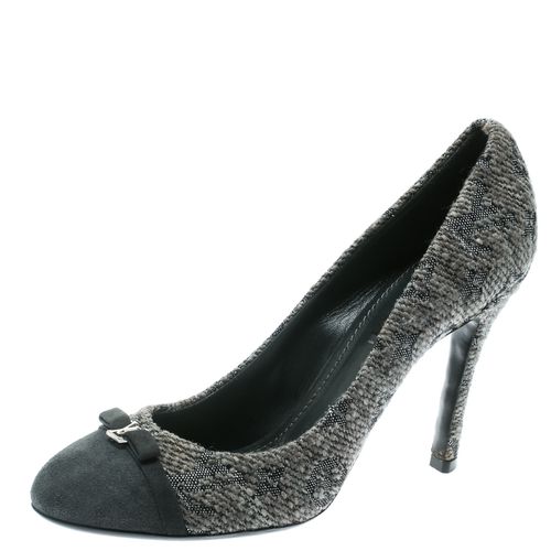 Louis Vuitton Grey Monogram Fabric With Suede Bow Cap Toe Pumps 37.5 - Louis Vuitton - Modalova