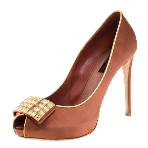 Bronze Satin Music Hall Open Toe Pumps Size 38 - Louis Vuitton - Modalova