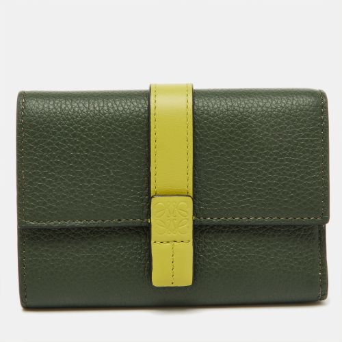 Loewe Dark Green Leather Logo Trifold Wallet - Loewe - Modalova