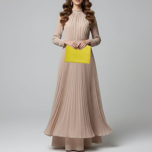 Oblong Lime Leather Pouch - Loewe - Modalova