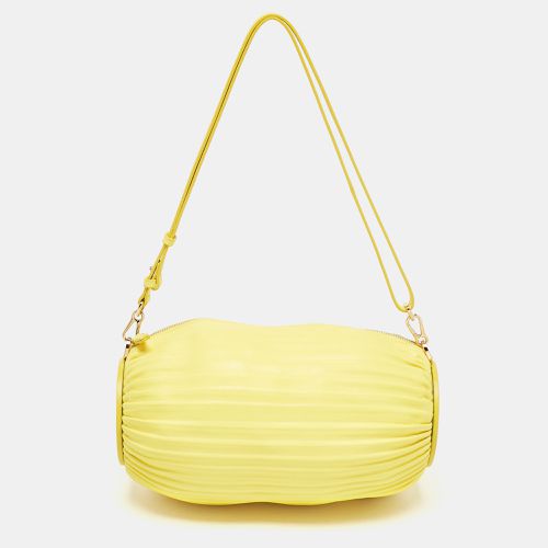 Loewe Yellow Pleated Leather Bracelet Pouch Bag - Loewe - Modalova