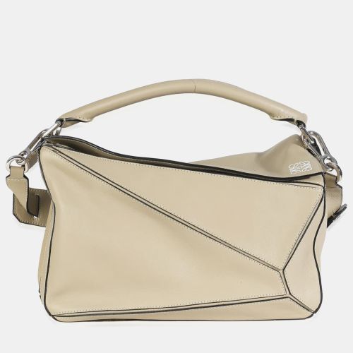 Loewe Sand Smooth Calfskin Medium Puzzle Bag - Loewe - Modalova