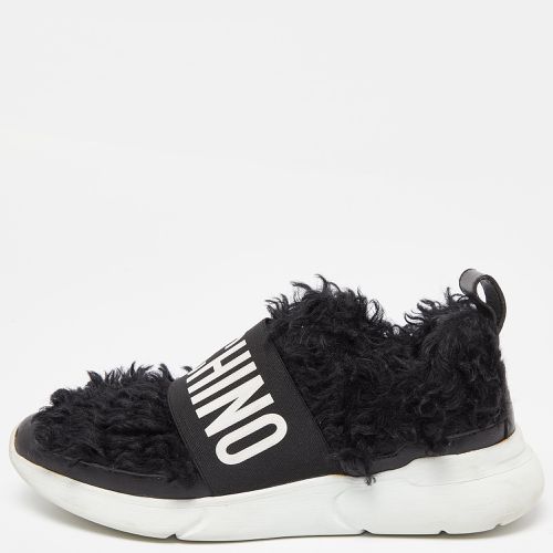 Moschino Black Leather and Faux Fur Logo Slip On Sneakers Size 37 - Moschino - Modalova